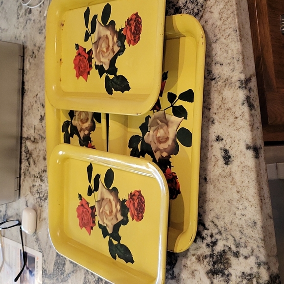Other - Vintage Four matching rose tins 14×9